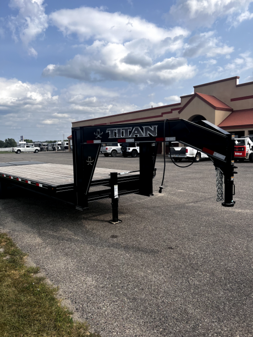 New 2023 Titan Trailers 26' Ruff Neck GN Flatbed Trailer