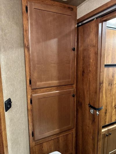 New 2023 Lakota 4 Horse 13' LQ Colt Horse Trailer