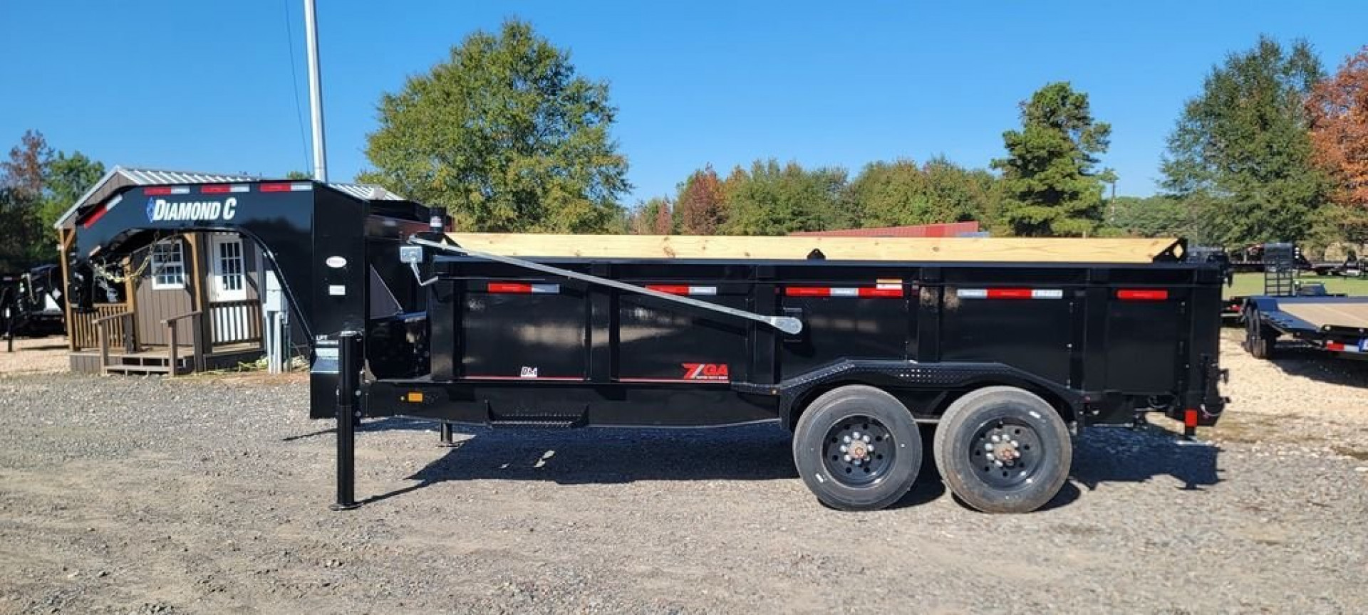 New 2024 Diamond C LPT210 16'x82" Gooseneck Dump Trailer Pacesetter Edition
