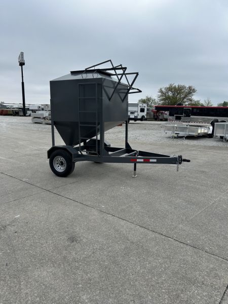 New 2026 Other 2 Ton Feed Buggy Livestock Equipment
