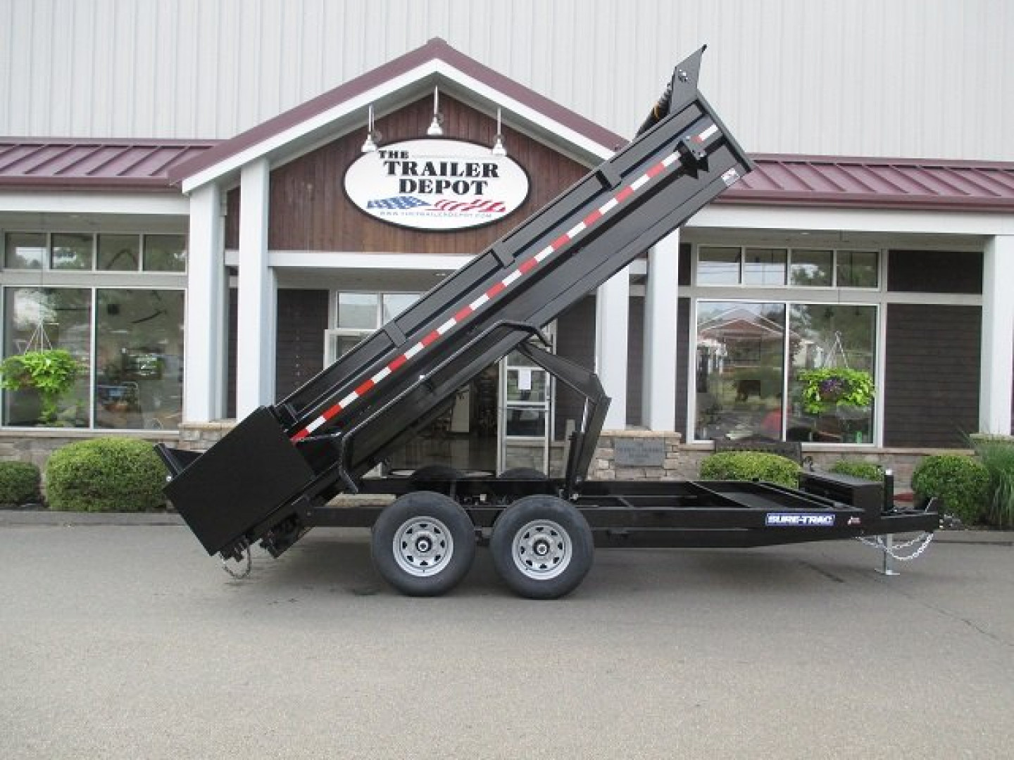 New Sure-Trac 6’10” X 16′ LOW PROFILE DUMP TRAILER 14K