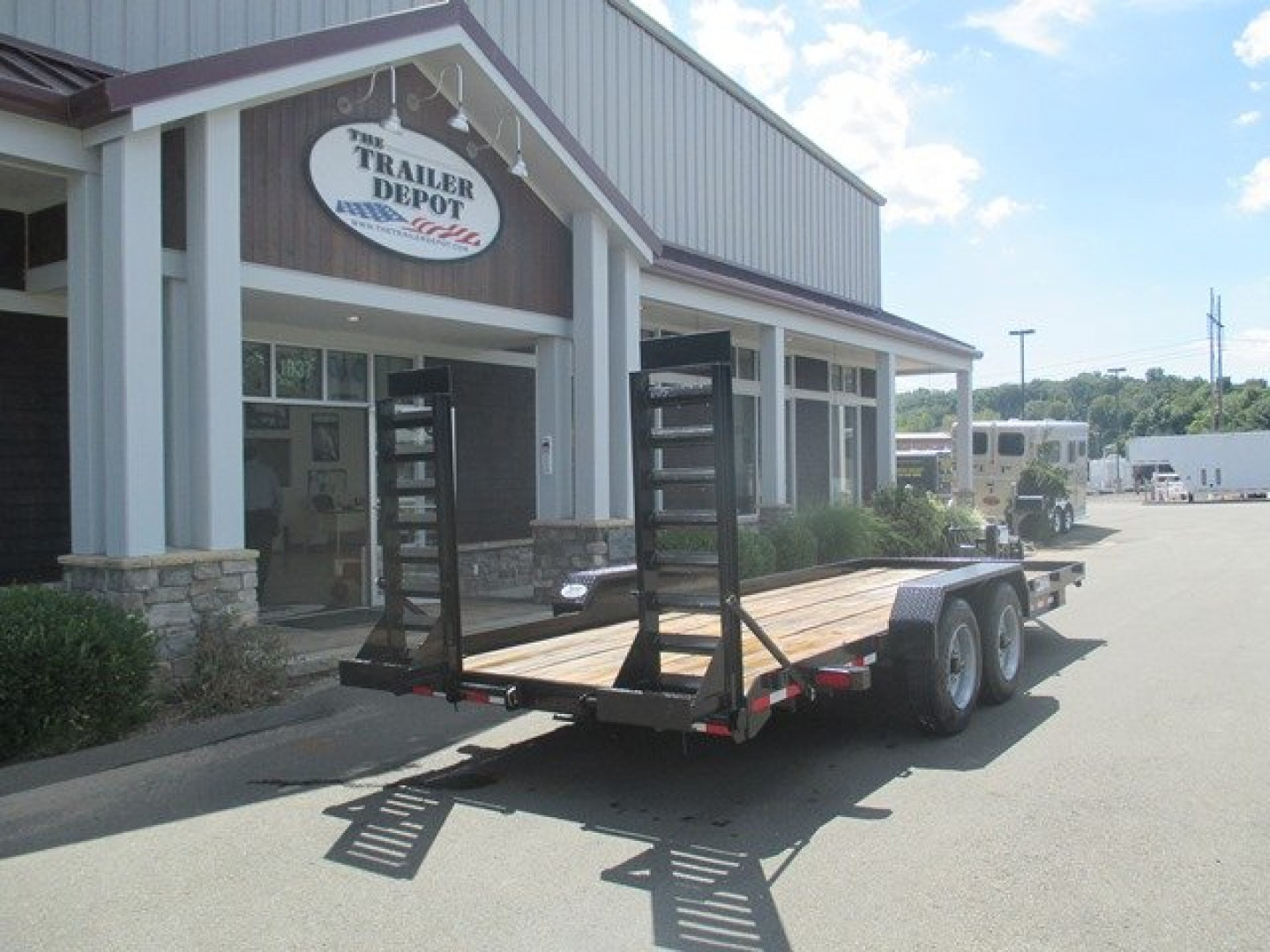 New CAM Superline 6'9" x 20' Equipment Hauler 17.6K