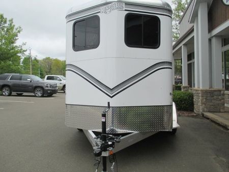 New KINGSTON 2-HORSE STRAIGHT LOAD BUMPER PULL TRAILER