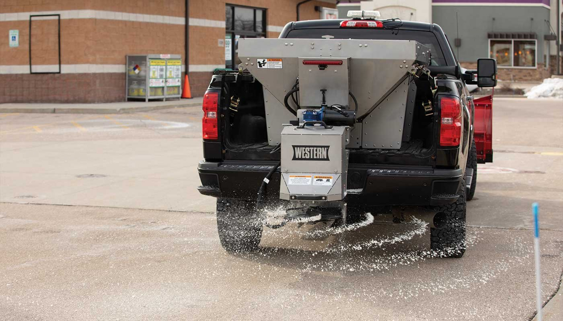 New Western Marauder Stainless Steel Hopper Spreader
