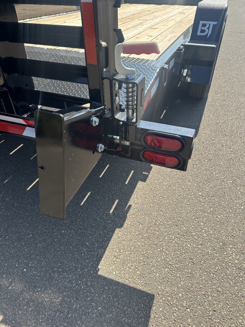 7×16 Equipment Flatbed Trailer photo 5