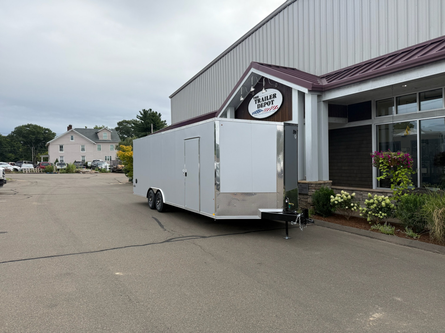 New Pace American 8'6" x 24'+ V-Nose Enclosed Car Hauler 9.9K
