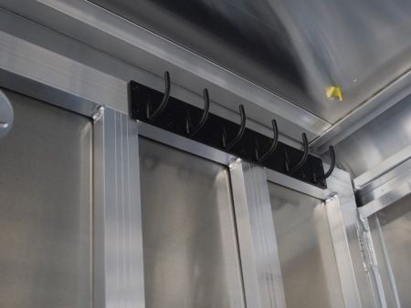 New FEATHERLITE 2-HORSE STRAIGHT LOAD WITH DRESSING ROOM
