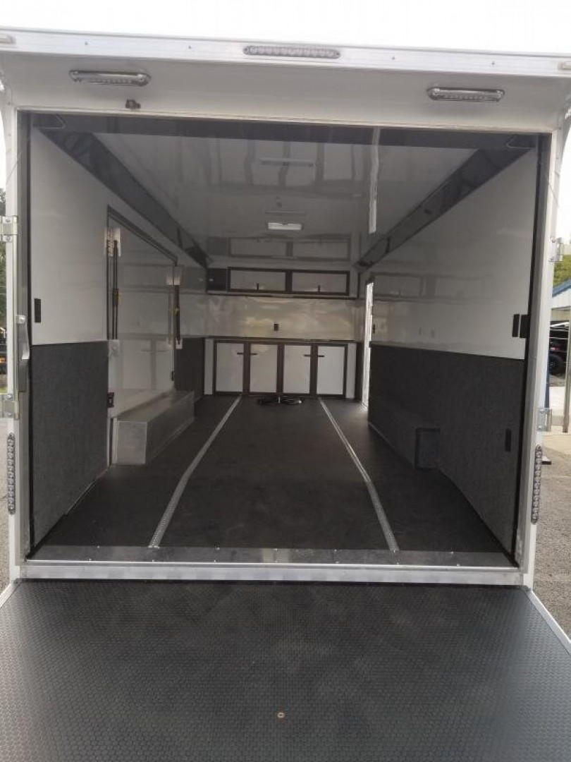 2024 United Car / Racing Trailer photo 8