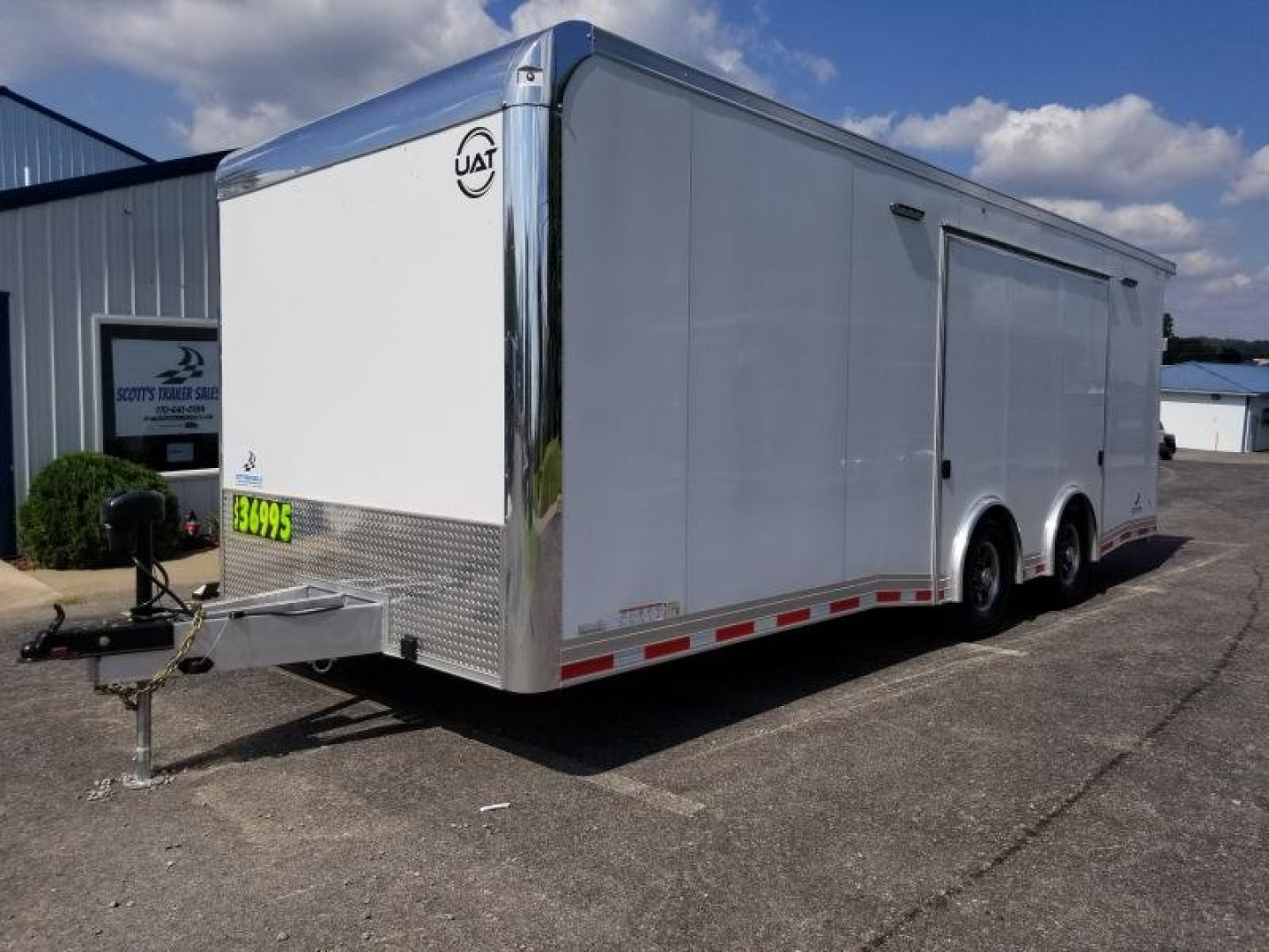 2024 United Car / Racing Trailer photo 2