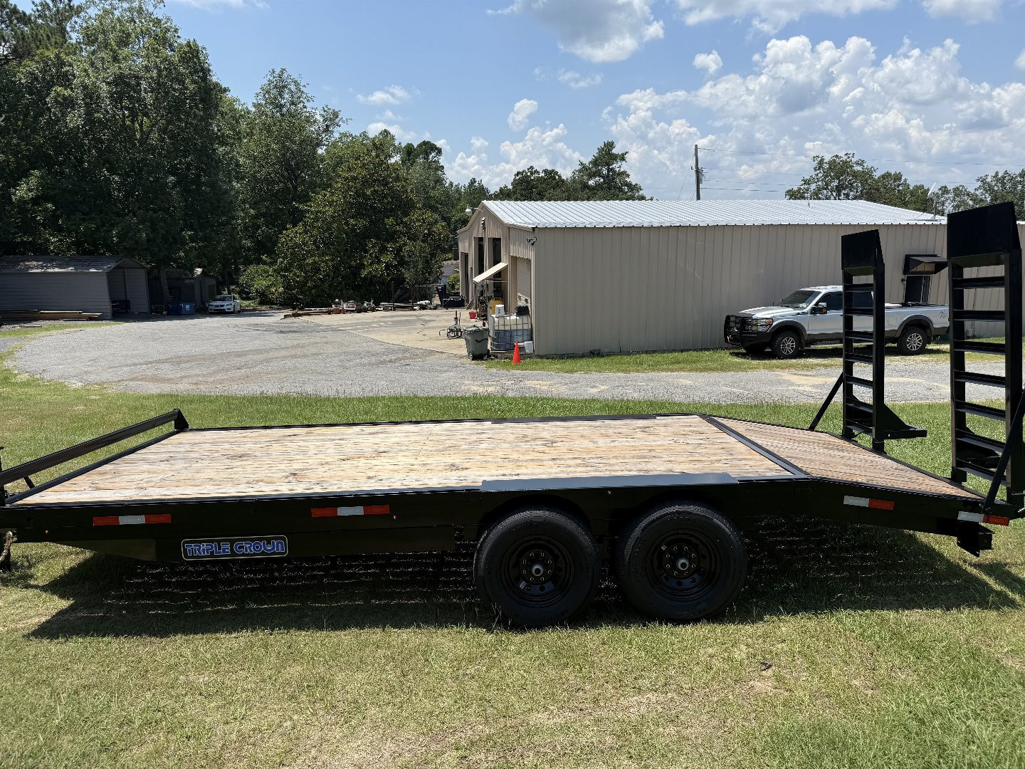 2027 8×20 Dovetail Trailer photo 6