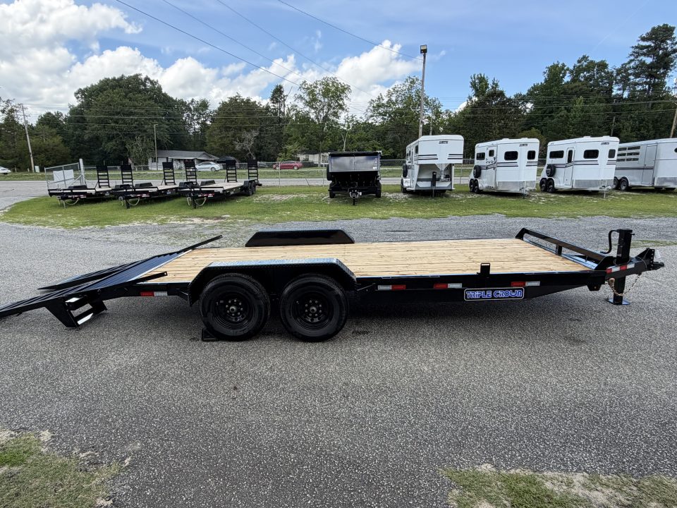 2027 7×20 Dovetail Trailer photo 7