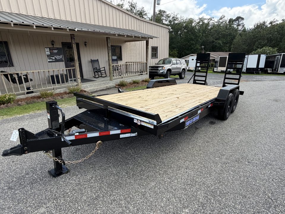 2027 7×20 Dovetail Trailer photo 3