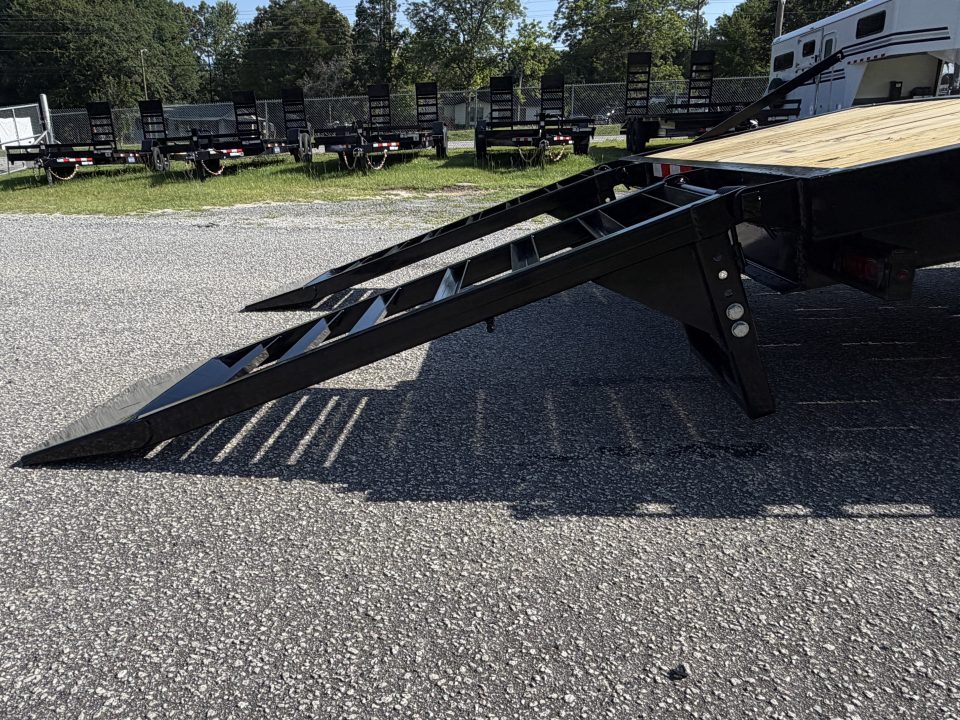 2027 8×24 Equipment Flatbed Trailer photo 9