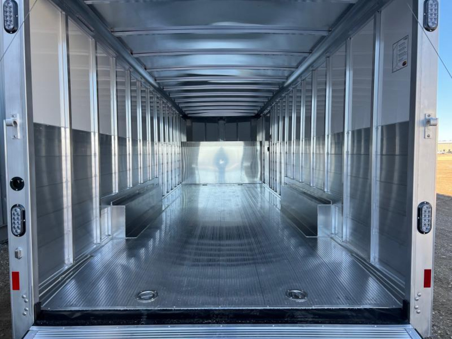 New 2025 Sundowner Trailers 26' Aluminum Gooseneck Cargo / Enclosed Trailer