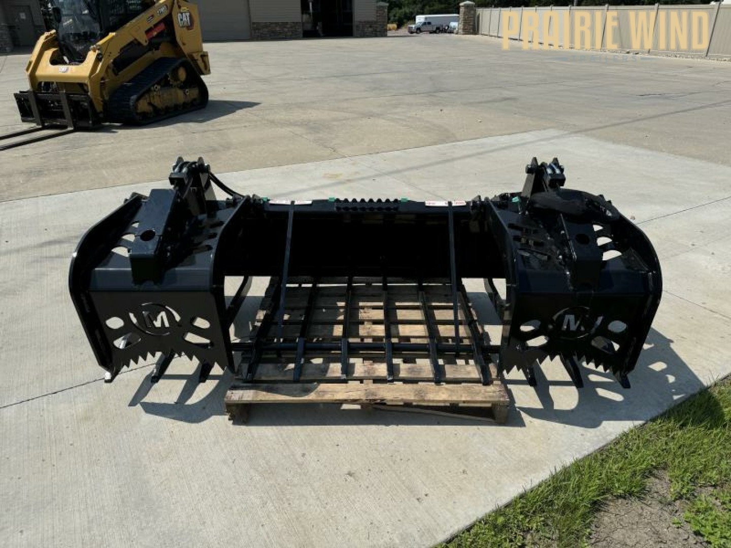New 2025  Millwood Metalworks 84" Industrial Grapple Attachment