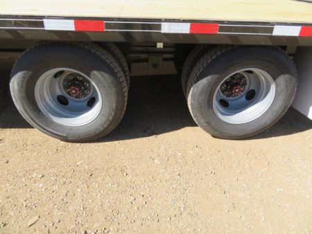 New 2026 Titan Trailer 32' Gooseneck Flatbed Flatbed Trailer