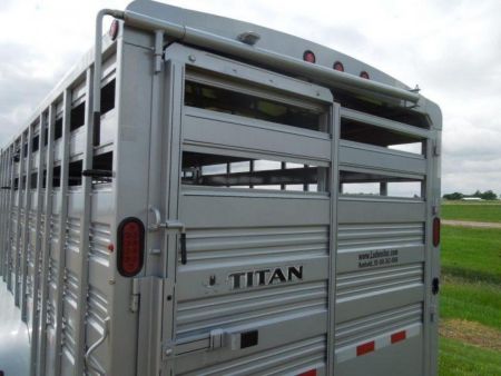 New 2026 Titan Trailer 30 Stock / Stock Combo Trailer