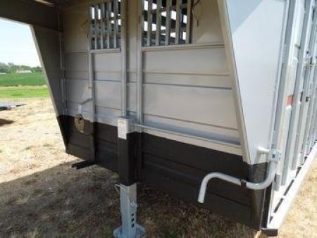 New 2026 Titan Trailer 24 Stock / Stock Combo Trailer