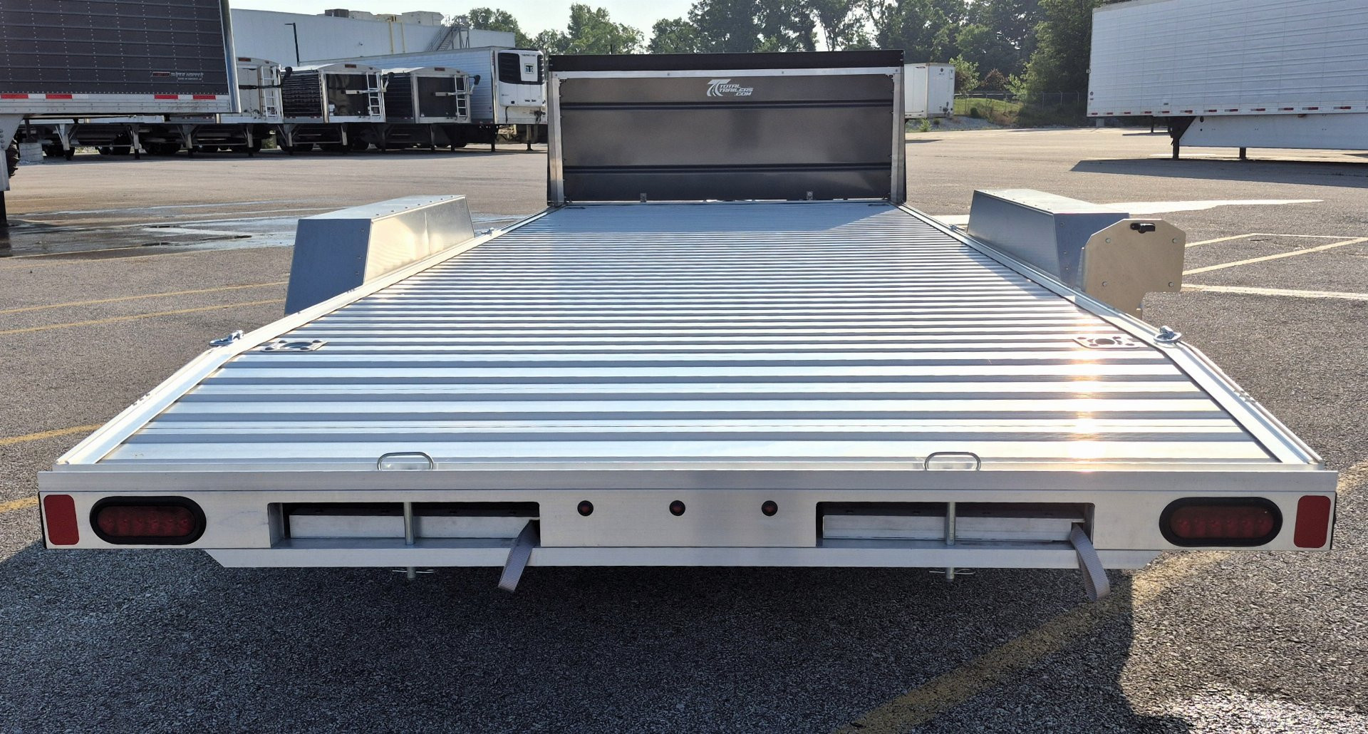 7×18 Car Hauler Trailer photo 4