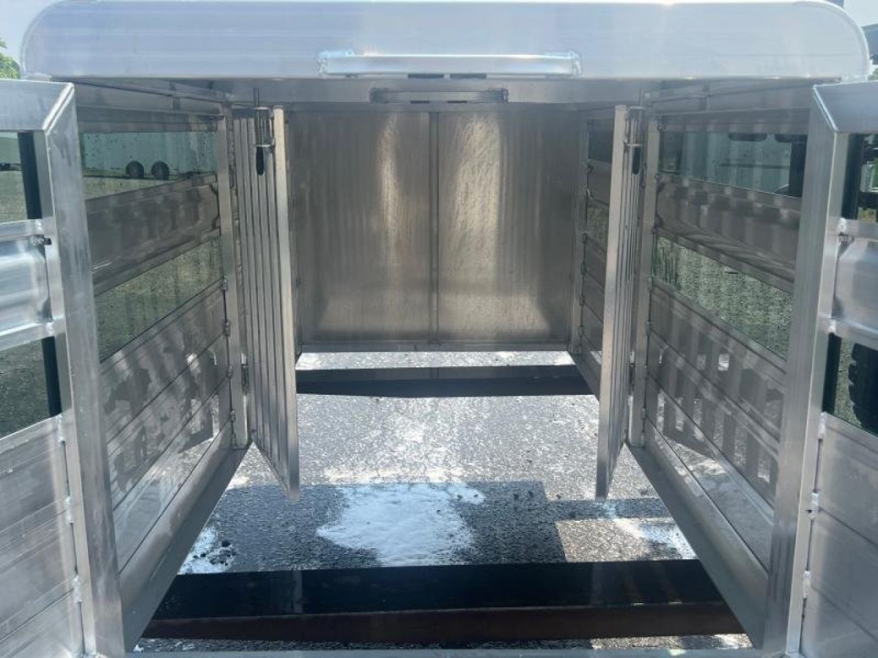 2024 Elite Trailers ST photo 6