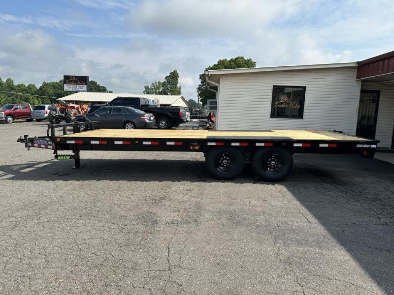 New 2024 Load Trail 102 X 20 Equipment Trailer Deckover