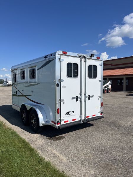 Used 2022 4-Star 3H Slant Load BP Horse Trailer