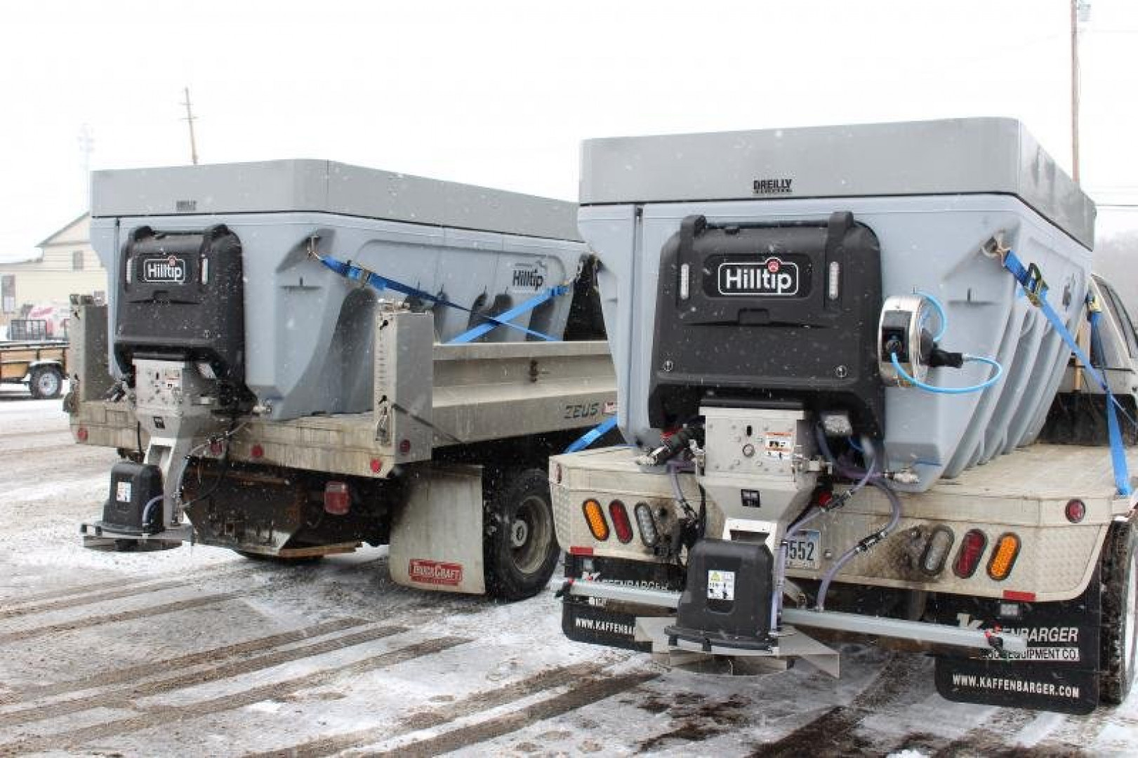 New 2024 HILLTIP 4.2YD COMBI BRINE AND SALT SPREADER - H28614