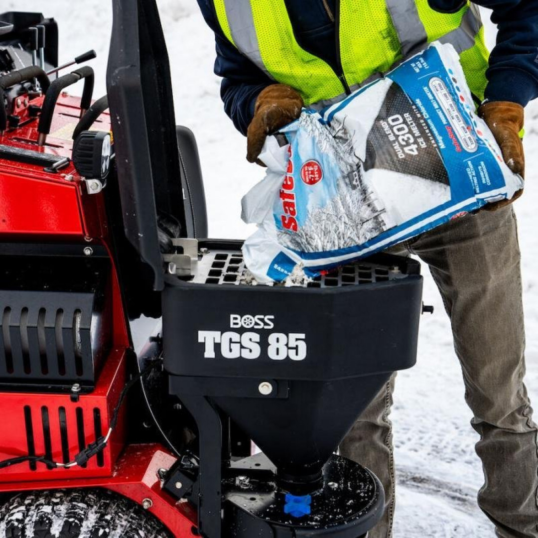 New 2023 BOSS TGS85 Broadcast Salter - Snowrator