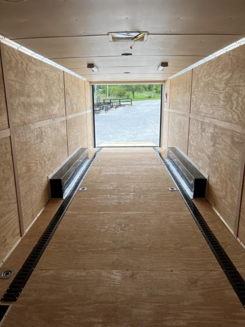 New 2027 Homesteader Trailer 8.5x38ft Champion Tri-Axle Gooseneck Enclosed Trailer Cargo / Enclosed Trailer