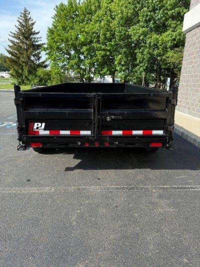 New 2026 PJ Trailers D7142 Dump Trailer