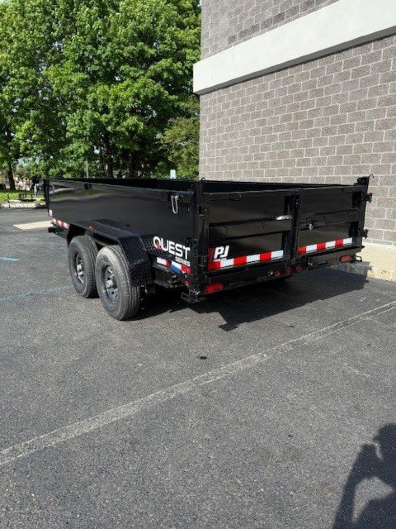 New 2026 PJ Trailers D7142 Dump Trailer