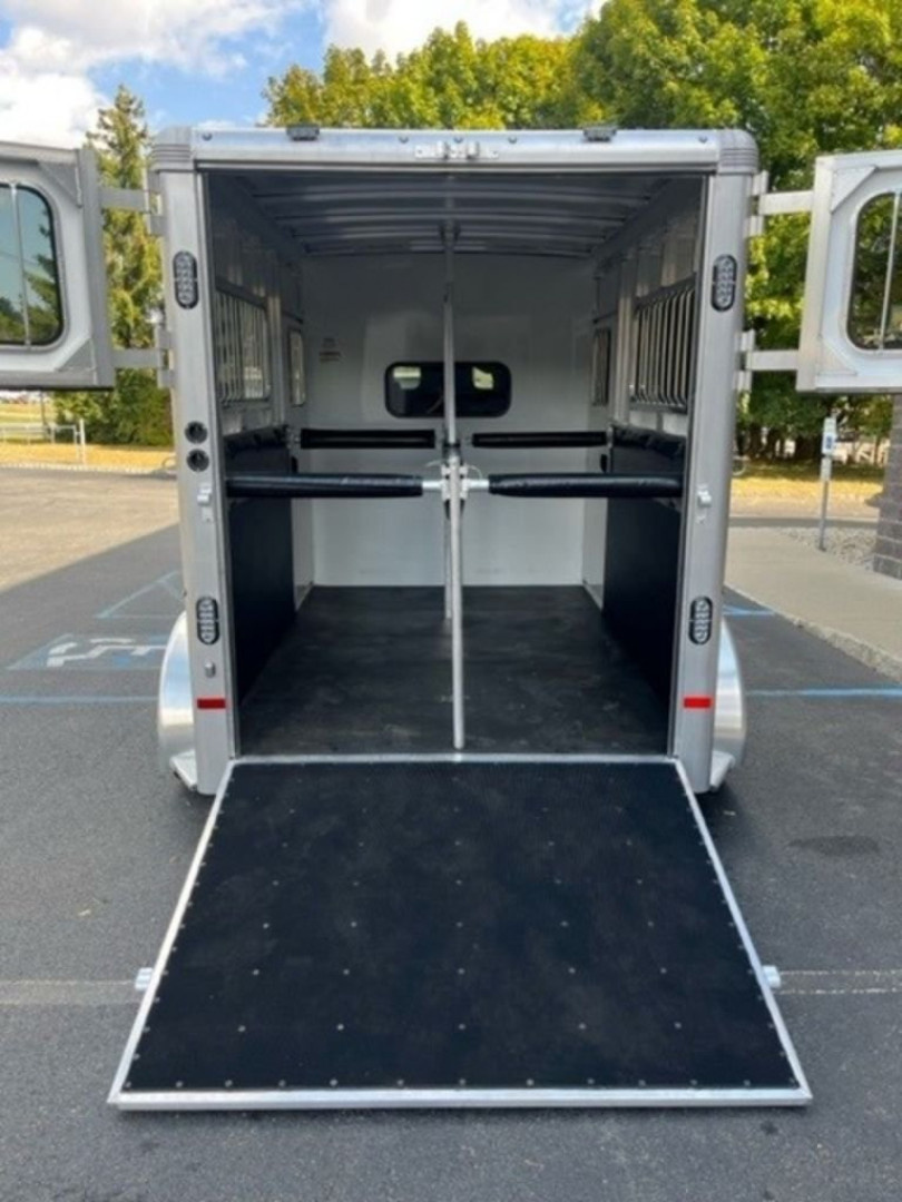 New 2025 Sundowner Trailers CHARTER 2H