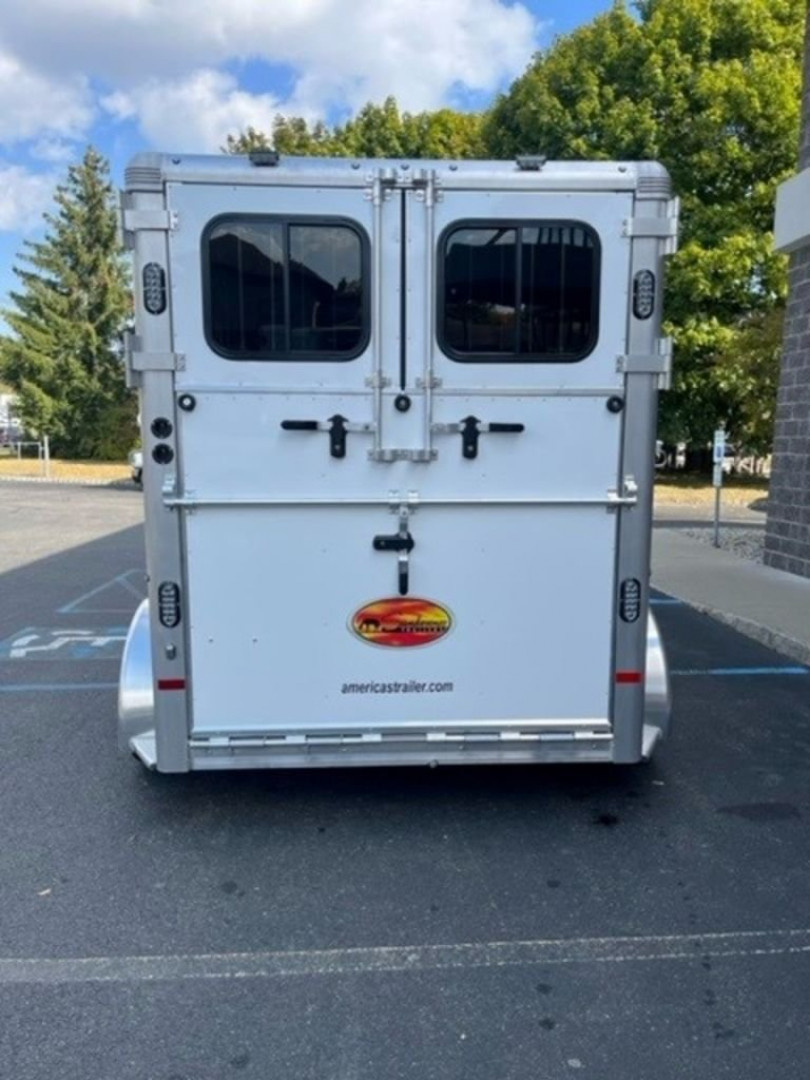 New 2025 Sundowner Trailers CHARTER 2H