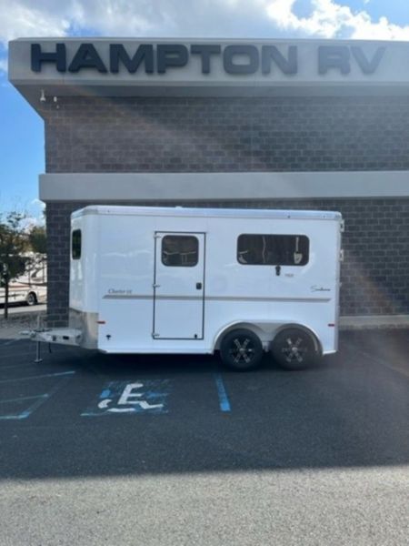 New 2025 Sundowner Trailers CHARTER 2H