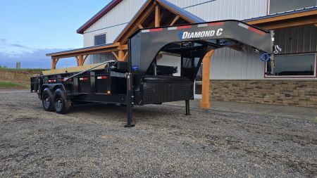 New Diamond C GN Dump Trailer / 14.9K GVWR / 82"x14'