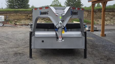 New Diamond C GN Dump Trailer / 14.9K GVWR / 82"x16'