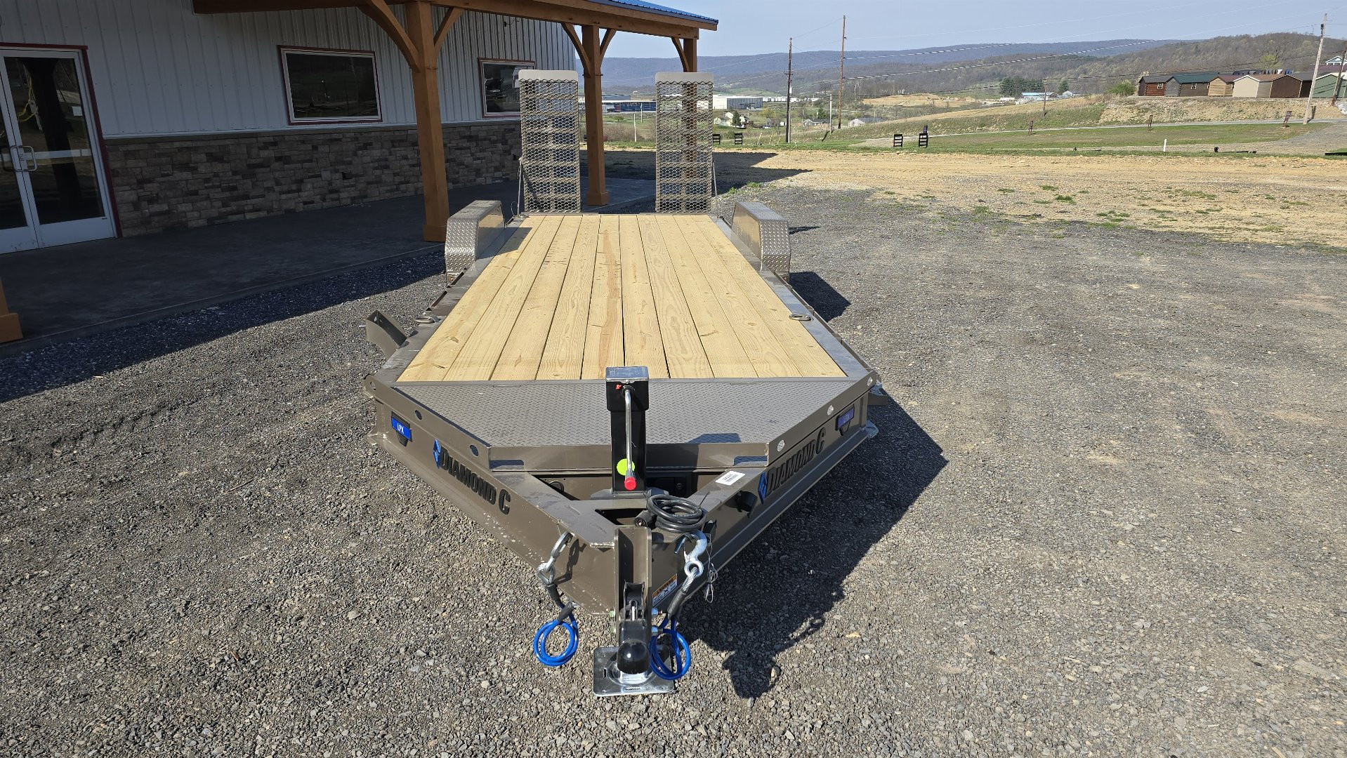 New Diamond C Equipment Trailer / 14.9K GVWR / 82"x22' /Max Ramps