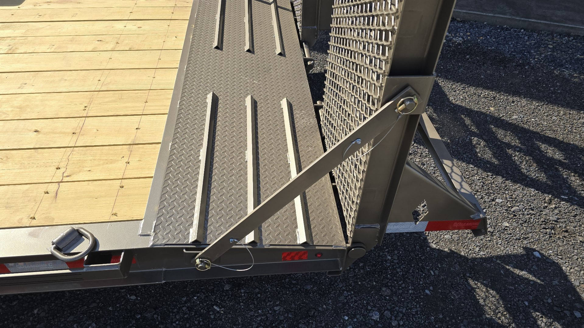 New Diamond C Equipment Trailer / 14.9K GVWR / 82"x22' /Max Ramps