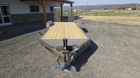 New Diamond C Equipment Trailer / 14.9K GVWR / 82"x22' /Max Ramps