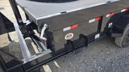 New Delco Gooseneck Dump Trailer / 14K / 83 x14'