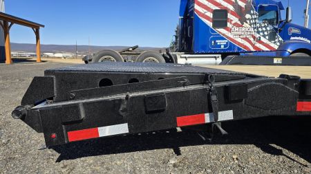 New H&H Deluxe Ramp Equip. Trailer / 16K GVWR / 82"x20' / Flip Over Ramps