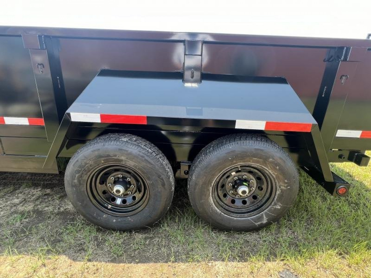 New 2027 TUFFDUMP 7x16 Tandem Axle Low Side Dump Trailer – Black | 14,000 lb GVWR | Heavy-Duty Hydraulic Dump Trailer