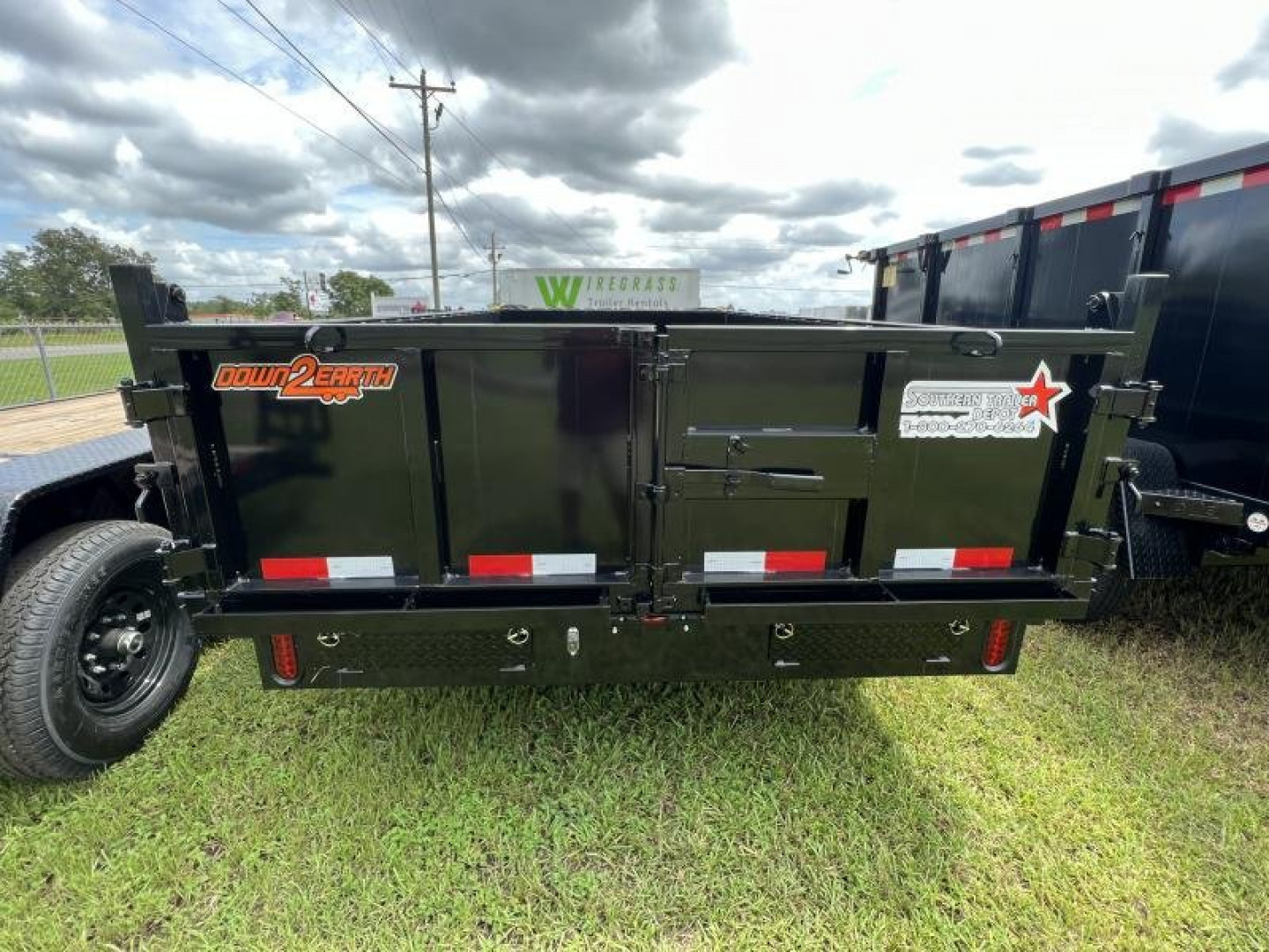 New 2027 Down 2 Earth Trailers 7x14 Tandem Axle Low Side Dump Trailer – Black | 14,000 lb GVWR | Heavy-Duty Hydraulic Dump Trailer