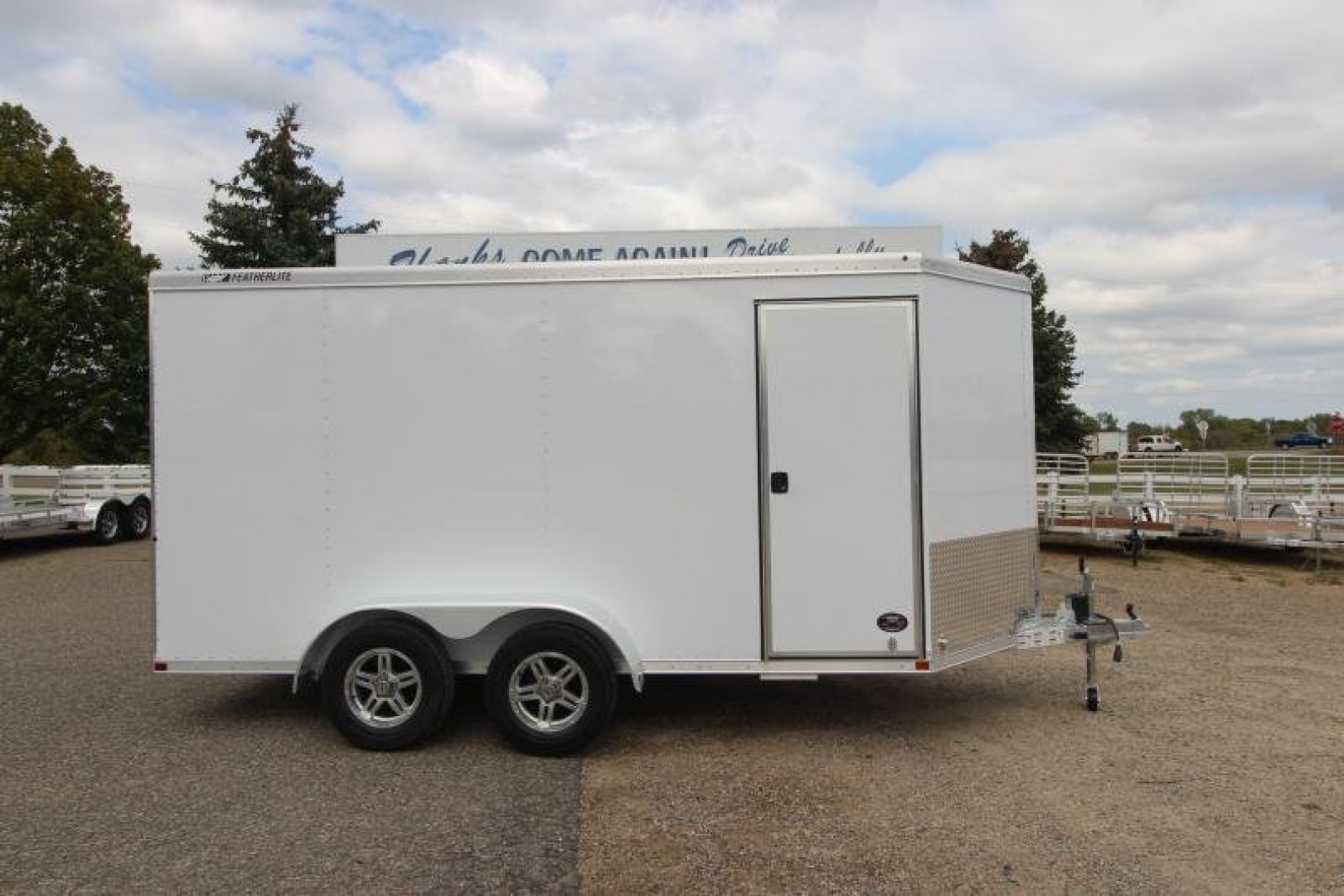2025 Featherlite