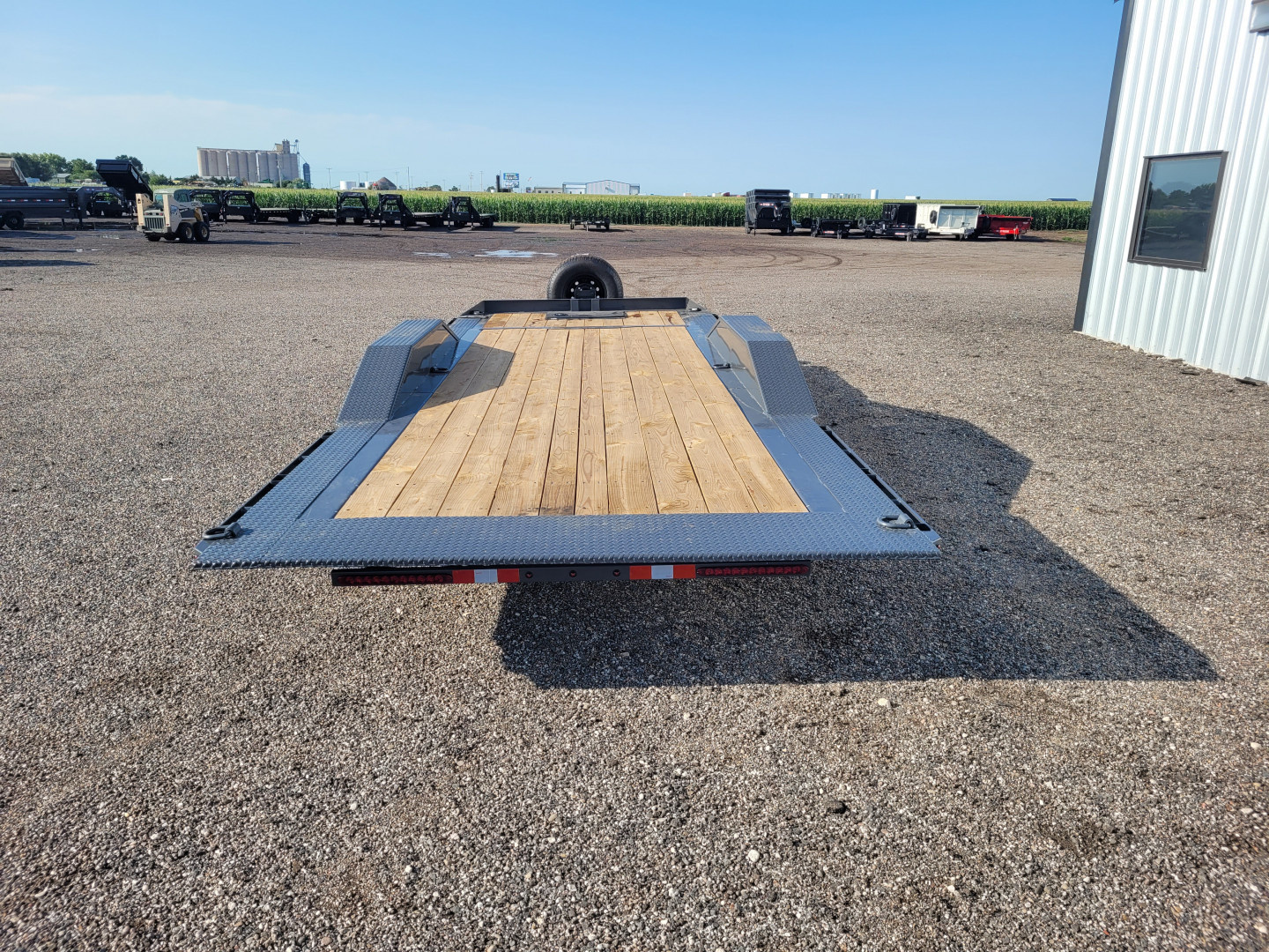 New 2025 Buckshot 102"x22' AR Tilt Trailer