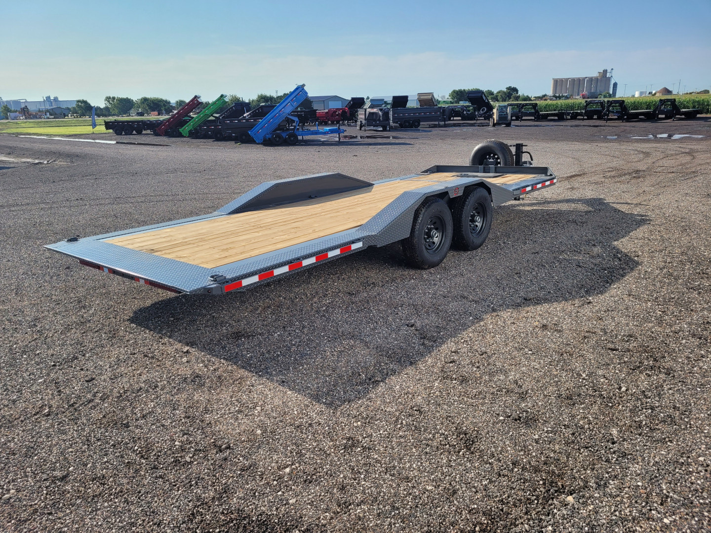 New 2025 Buckshot 102"x22' AR Tilt Trailer