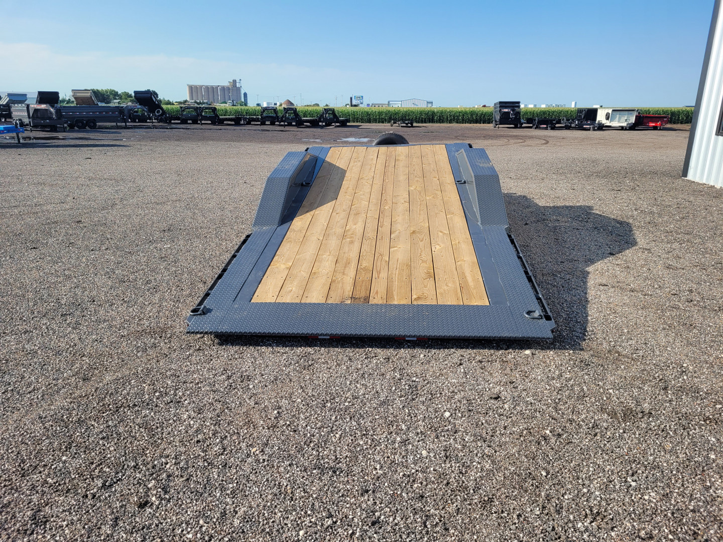 New 2025 Buckshot 102"x22' AR Tilt Trailer