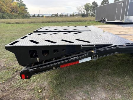 New 2027 Double A 40’ Gooseneck Deckover 35’ plus 5’ x 102” with 2-10K tandem dual axles=25K