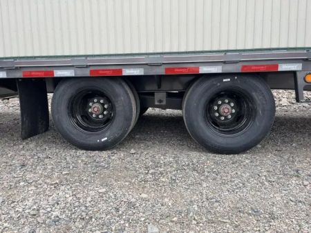 New 2025 30' Diamond C FMAX210 Gooseneck Flatbed Trailer