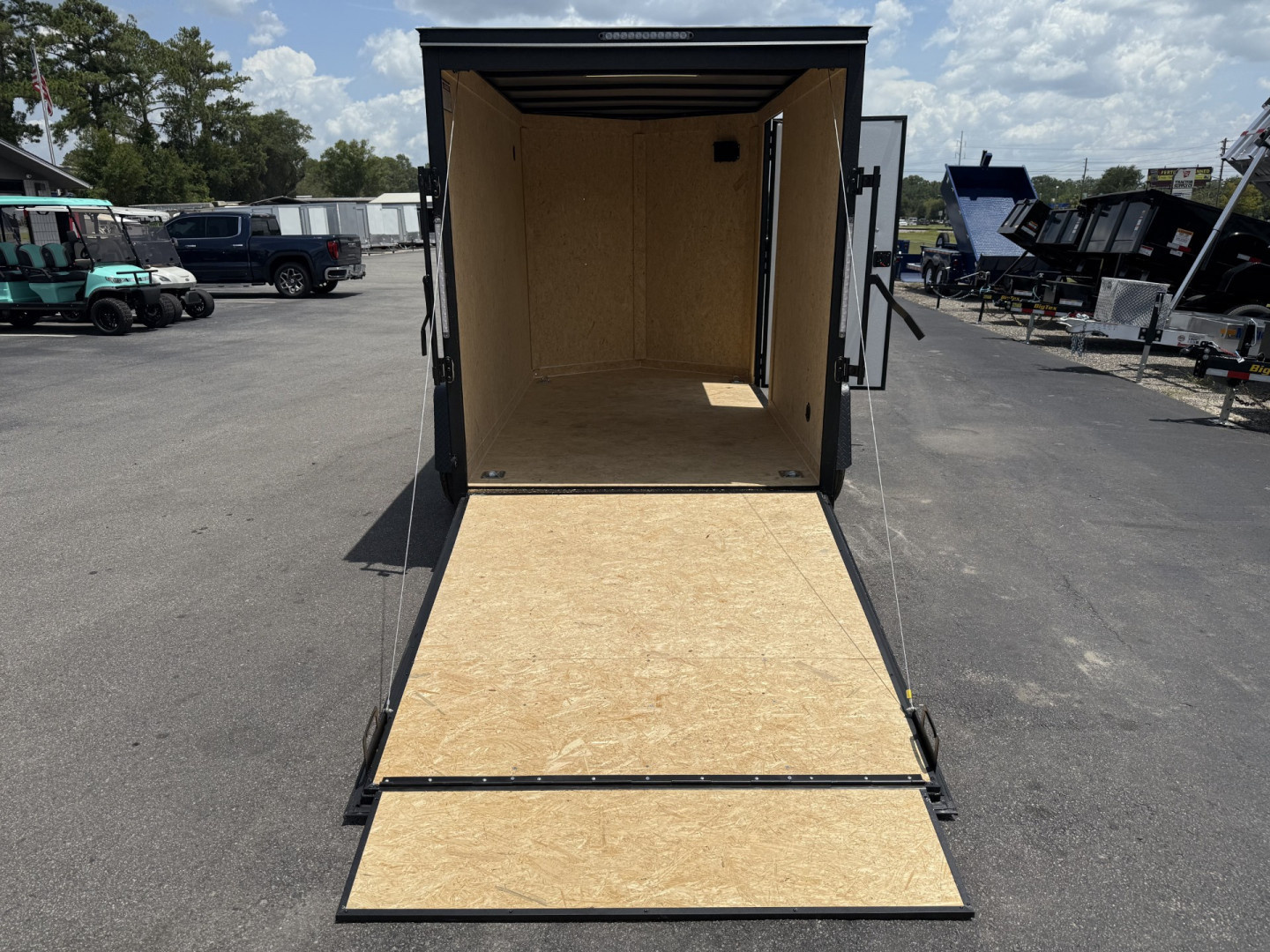 New TX6X10SA TEXAS TRAILERS 6' X 10' CARGO / ENCLOSED TRAILER W/ RAMP DOOR & SIDE DOOR